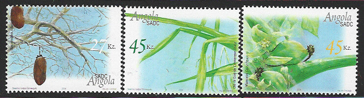 Angola stamps set of 3 Values - 2004 - VVV01205