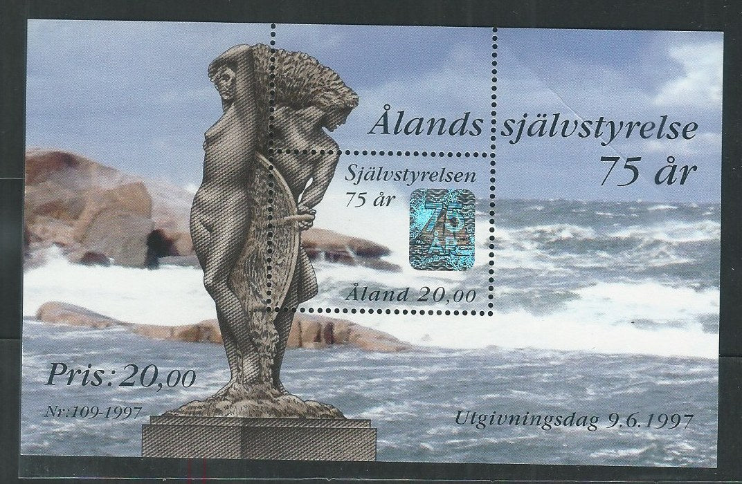 Aland Staps miniature Sheet - Hologram - Art Sculpture , Odd Variety - Hologram - Hold - DS9220