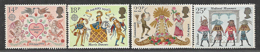 Great Britain Stamps, Complete Set of 4 Values, Mint, Backside Few Stains - VVV00644