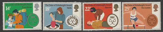 Great Britain Stamps, Complete Set of 4 Values, Mint, Backside Few Stains - VVV00649