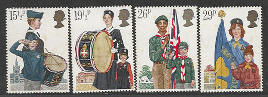 Great Britain Stamps, Complete Set of 4 Values, Mint, Backside Few Stains - VVV00653