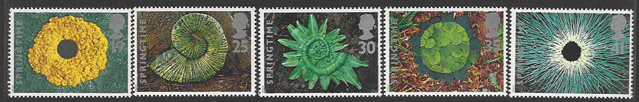 Great Britain Stamps, Complete Set of 5 Values, Mint, Backside Few Stains - VVV00656