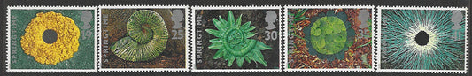 Great Britain Stamps, Complete Set of 5 Values, Mint, Backside Few Stains - VVV00656