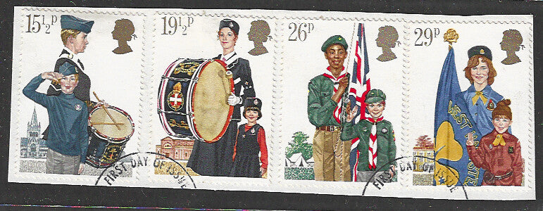 Great Britain Stamps, Used On Piece Complete Set - VVV00687
